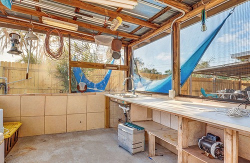 Southside Rural Community House | 6 Mi to Beach: Riverfront Home in Ruskin!