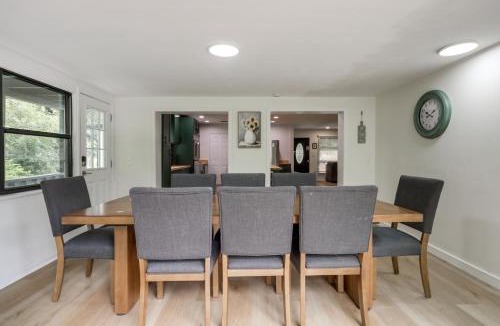 Lakewood House | 6 Mi to Dtwn! Jacksonville Gem w/Outdoor Oasis