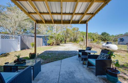 Magnolia Bluffs Apartment | 6 Mi to St George Island: Cozy Gulf Coast Retreat!