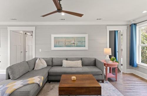 Saint Simons Island House | 605 Bartow Guest House