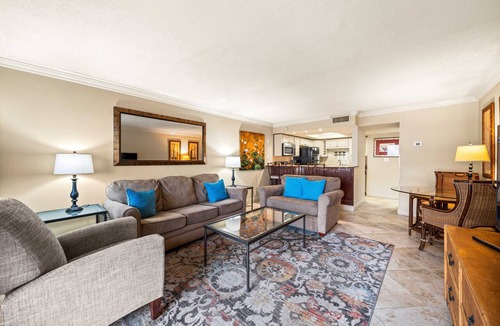 Holiday Isle Condo | 613- Beachfront Condo! Updated with Gorgeous Views & *Free* beach service