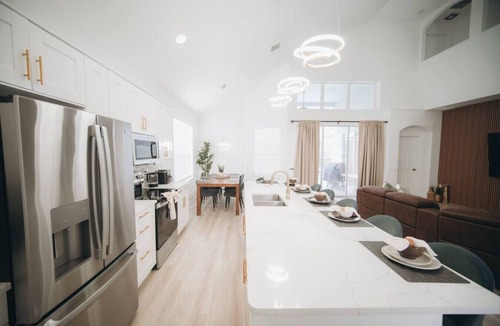 Windsor Palms House | 6BR 3.5BA Family Vacation Home