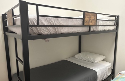 Upper West Side Apartment | 7-Bed: Upper West Side Near Central Park & Museums, Ideal for Groups & Families