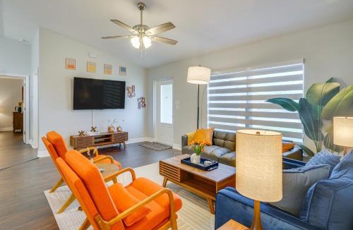 Fort Myers House | 7 Mi to River District: Cape Coral Home w/Lanai
