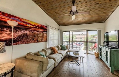 Marco Island Condo | 77 m² Condo ∙ 2 bedrooms ∙ 4 guests