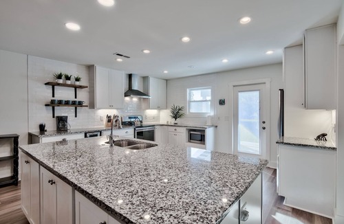 Seacrest House | 8 Bedroom Duplex on Lake with private pool! NEIGHBORHOOD HAS BEACH ACCESS!