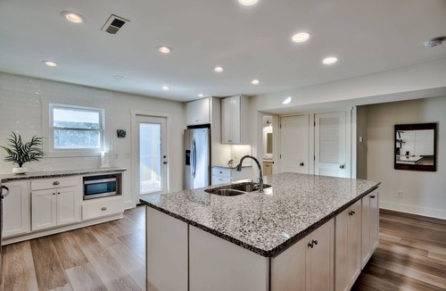 Seacrest House | 8 Bedroom Duplex on Lake with private pool! NEIGHBORHOOD HAS BEACH ACCESS!