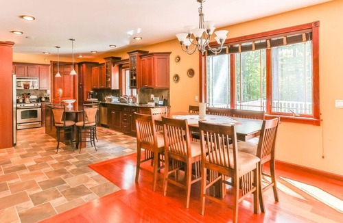 Cairo House | 82-Acre Riverfront Estate | Hot Tub, ATV Trails & Hiking