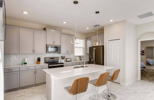 Four Corners House | 871 DS - Exquisite 5BR Retreat with Pool
