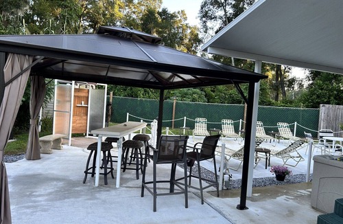 Fellowship Apartment | A Cute Place Clothing Optional WEC 5 Mi Away F