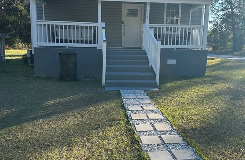 Waycross House | A Home away from home,Relax in a place of peace