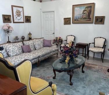 Reddick Villa | A Pearl Hidden Between Farms