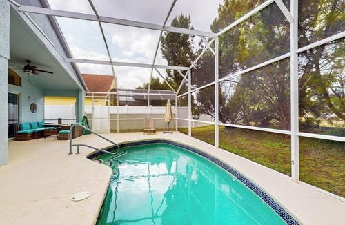 Vizcay House | A picture-perfect vacation awaits you with plenty of space for everyone to enjoy
