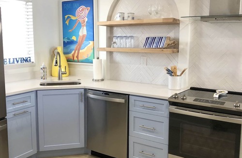 New Smyrna Beach Condo | 🍋 A taste of coastal Italy in NSB! Relax, unwind, and revive in style!