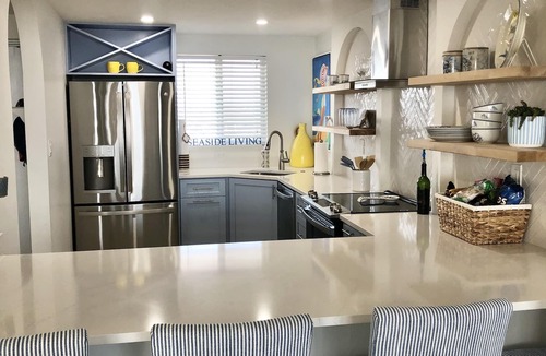 New Smyrna Beach Condo | 🍋 A taste of coastal Italy in NSB! Relax, unwind, and revive in style!
