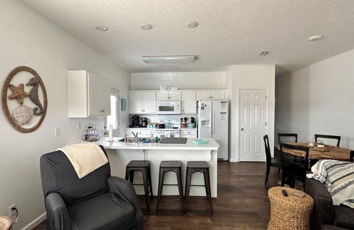 El Centro Beach House | ADAMS BEACH COTTAGE- Your Home away from Home-GUARANTEED RELAXATION<>Try it!