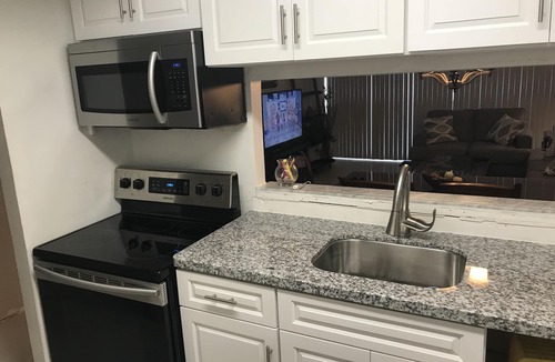 Hollywood South Central Beach Condo | Alexander Towers Ocean/Beach Front Luxury Condo on the Ninth Floor