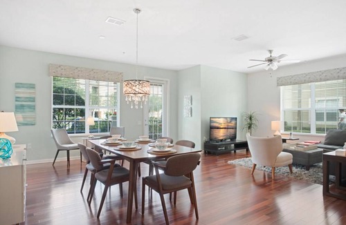 Florida Central Atlantic Coast Apartment | All New Vista Cay Luxury Oasis. Near Parks & Pool!