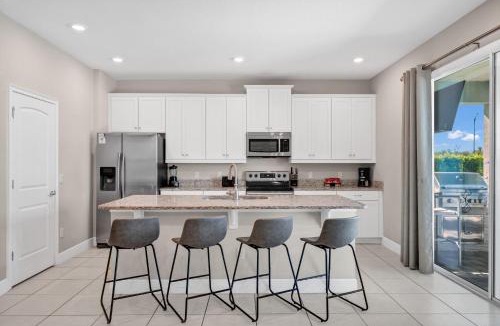 Historic Downtown Kissimmee House | Alluring Home With Private Pool And Waterpark & Resort Access Near Disney At Encore Resorts Reunion - 280Sf