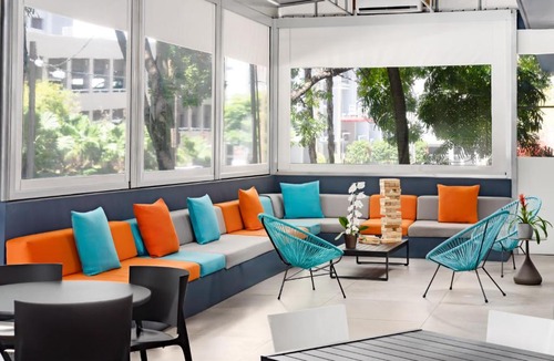 Brickell Hotel | Aloft by Marriott Miami - Brickell