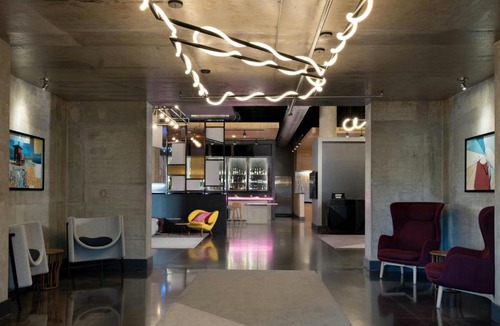 Central Sarasota Hotel | Aloft by Marriott Sarasota
