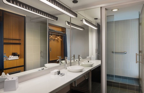 Capitol Hill Hotel | Aloft by Marriott Tallahassee Downtown