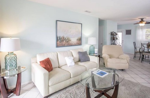 Aloha Kai House | Aloha Kai - Unit 34-close to the beach!