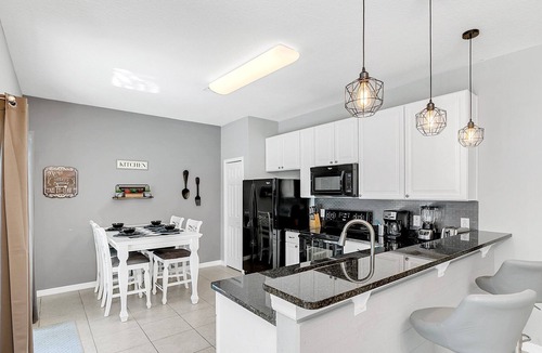 Veranda Palms Villa | Amazing 5 BR 4 Bath Vernada Palms Resort-2610SC