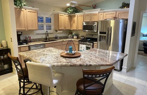 Piedmont House | AMAZING POOL Home with Large Lanai! Close to Shopping & Recreation!