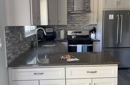 Hackettstown House | Amazing Spacious 4-bedroom house in charming Hackettstown with AC, WiFinnnn