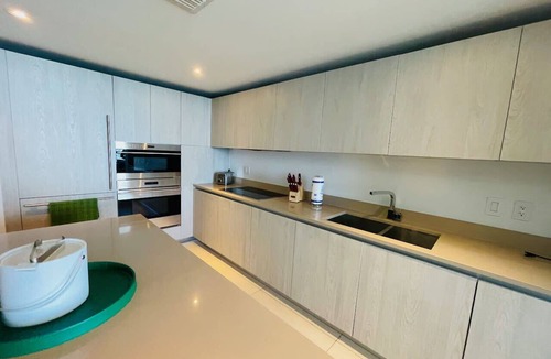Hollywood South Central Beach Condo | Amazing Views At a Dream Apartment By rent4us