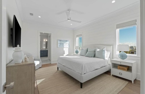 Seacrest House | Anchors Aweigh