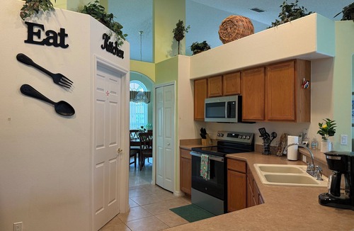 Orange Tree House | Antigua Lake View Villa with Peaceful Pool & Waterfall. Near Disney Free WiFi.