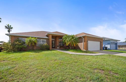 Apollo Beach House | Apollo Beach Waterfront 4BR with Dock and Near Tampa