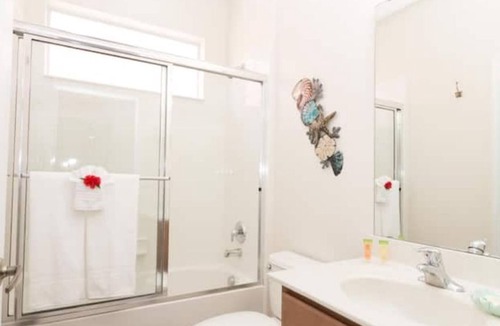 Indian Point Villa | Astonishing FOUR-Bedroom Villa near Disney!