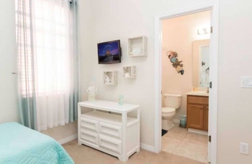 Indian Point Villa | Astonishing FOUR-Bedroom Villa near Disney!