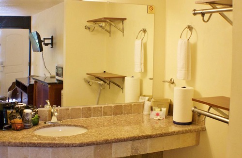 Fort Pierce Hotel | At Home Inn