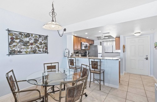 South Island Condo | AUGUST 3-10- 1,275.00 DOLLARS "SUNSATIONAL" BEACHFRONT CONDO 2BD-2BTH POOL-WIFI,