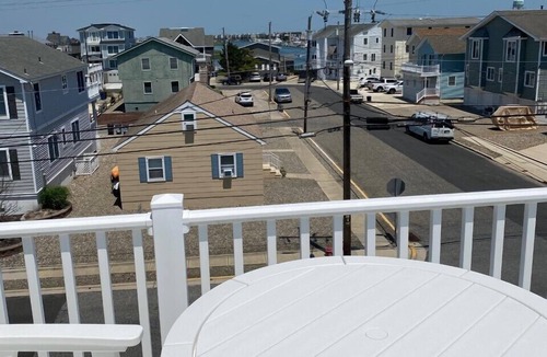 Avalon House | Avalon 5 Bedroom/4 Bath Townhouse - Bay Views - sleeps 12