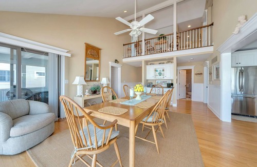 Avalon House | Avalon Bayfront 5BR w/Deck + Boat Slip, Great Sunsets, Quiet Neighborhood