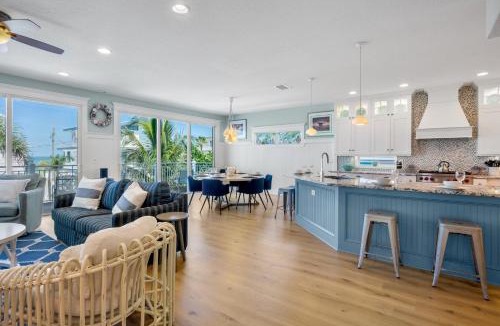 Ilexhurst House | Avalon