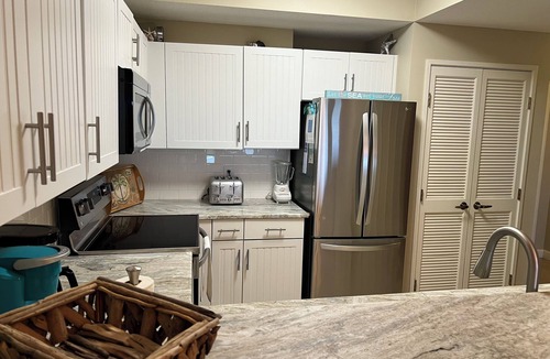 Sandestin Condo | AWESOME CONDO IN TOPS'L SUMMIT BETWEEN BEACH AND RACQUET CLUB - GREAT VIEWS!