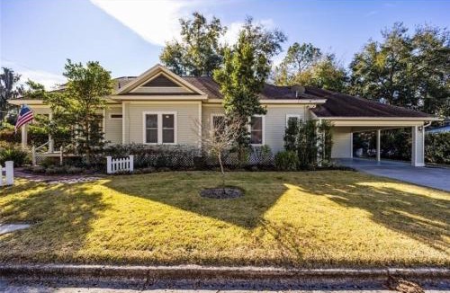 Historic District House | Awesome Historic 2BR2BA Home Closest to DT Ocala