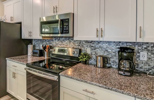 Kissimmee Villa | B-Gated Resort-5 miles to Disney-2 FREE Water Park