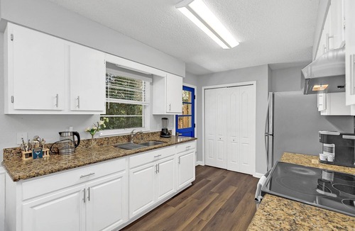 Orange City House | Backyard BBQ home - Blue Spring to Daytona