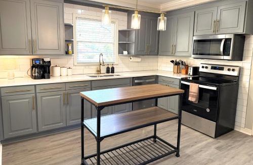 Bainbridge House | Bainbridge 4Br2Ba Family Retreat Home