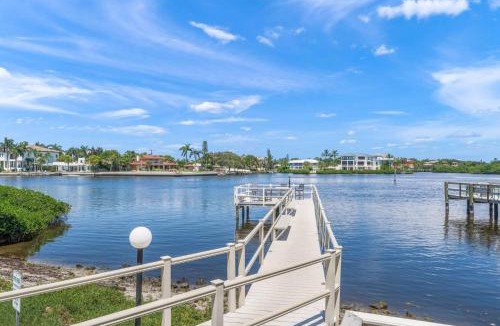 Siesta Key House | Bay Oaks C Second Floor