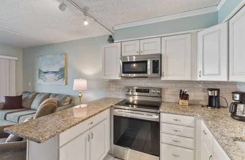 Englewood Condo | Bay Time - Waterfront - Walk to beach and restaurants - Dock your boat
