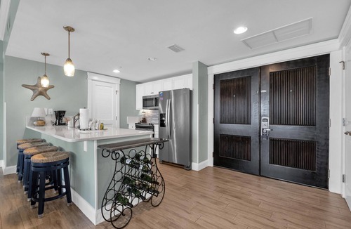 Baytowne Wharf Condo | Bay Views + Golf Cart | 3BR Sandestin Retreat