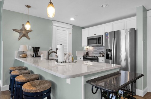 Baytowne Wharf Condo | Bay Views + Golf Cart | 3BR Sandestin Retreat